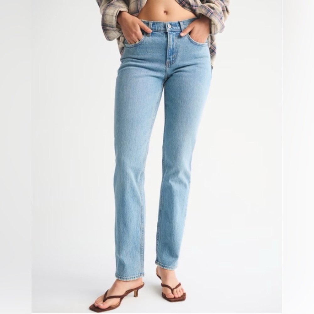 NWT - Abercrombie & Fitch - Women's Jeans - 90s Straight - Size 27